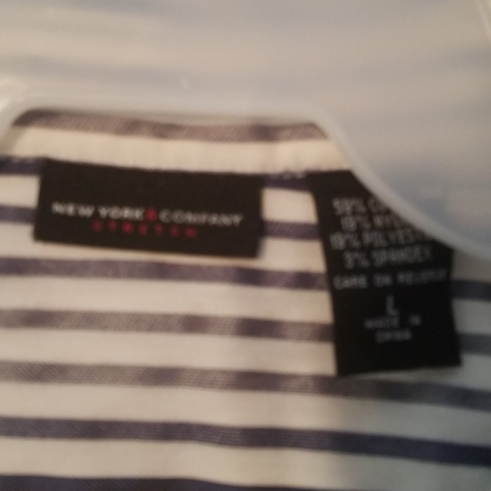 Blouse - Picture 2 of 2